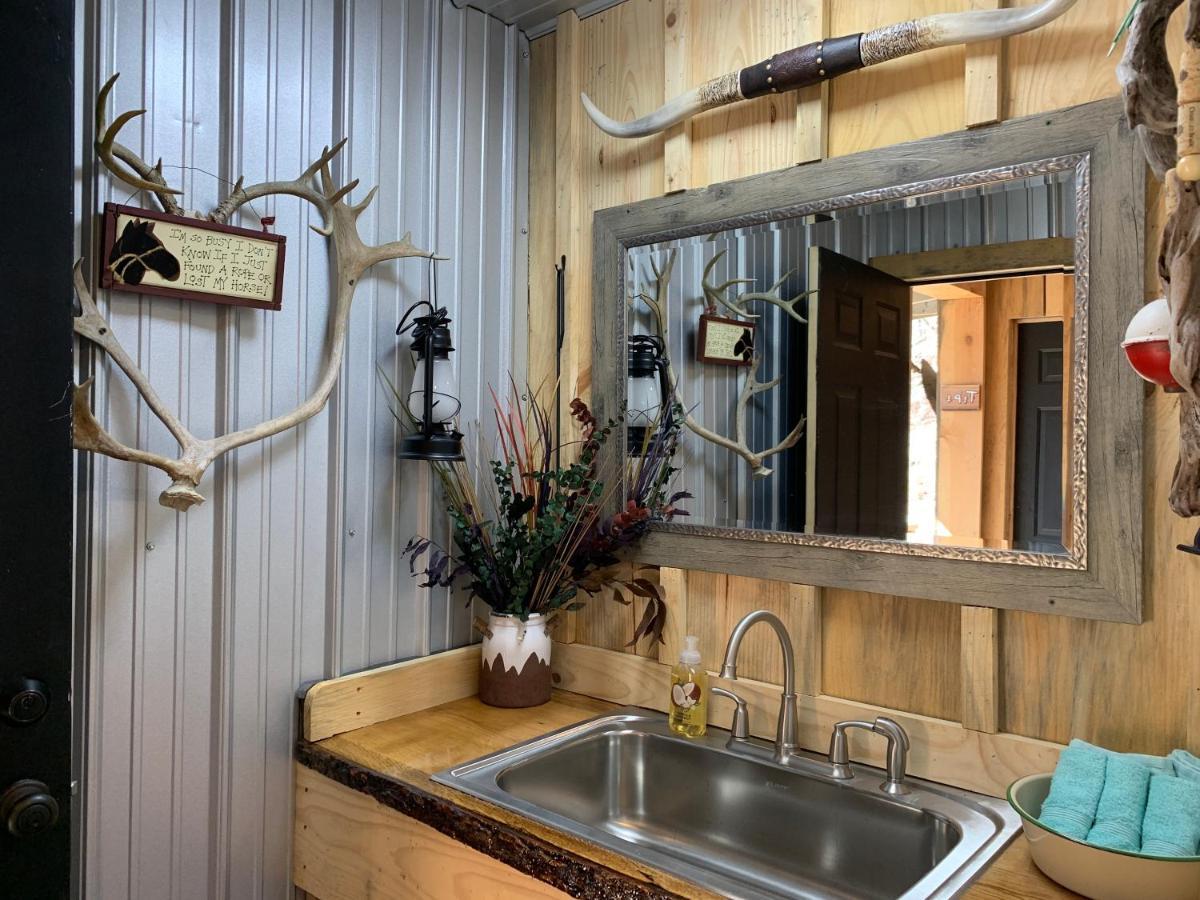 Bed and Breakfast Fox Pass Cabins Хот-Спрингс Экстерьер фото