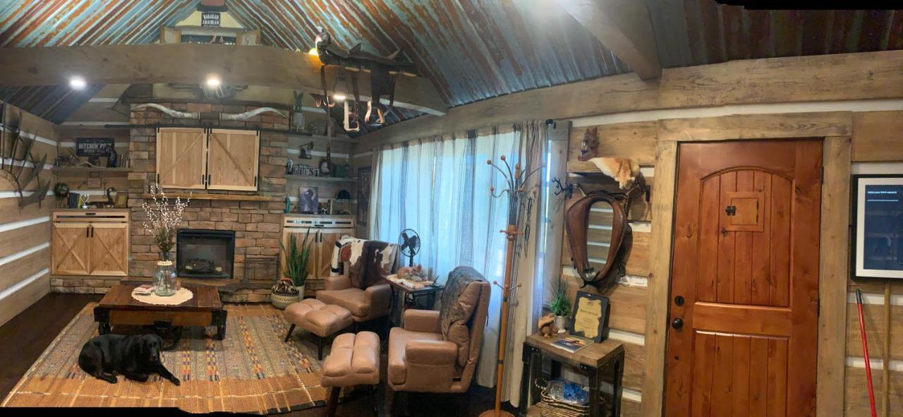 Bed and Breakfast Fox Pass Cabins Хот-Спрингс Экстерьер фото